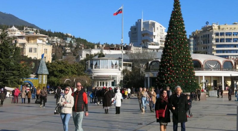 Для крымчан и гостей полуострова средства размещения подготовили спецпредложения на время зимних праздников. Фото Ильи ИЗОТОВА/РГ.