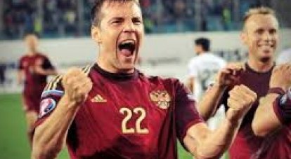 Московский спартаковец Артём Дзюба забил очередной гол за сборную России.
