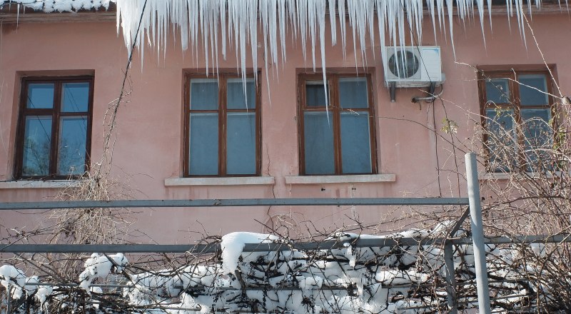 Крымчанам нужно быть готовыми к последствиям снегопада.