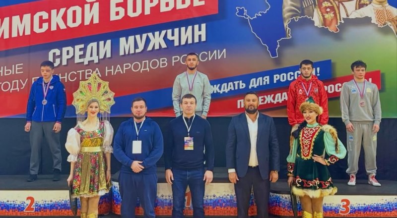 Крымчанин Эмин Сефершаев завоевал золотую медаль всероссийского турнира по греко-римской борьбе. Фото Федерации борьбы России.