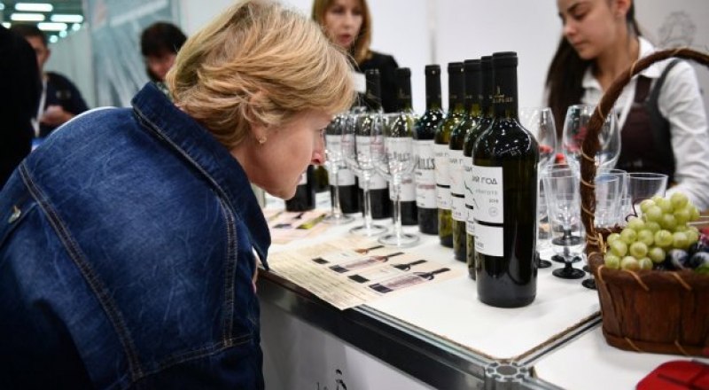 Российским виноделам есть чем удивить потенциальных партнёров. Фото Константина МИХАЛЬЧЕВСКОГО/РИА Новости.