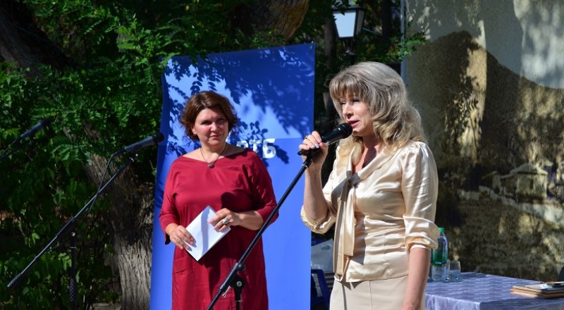 Координаторы музеологической школы Наталия Мирошниченко (справа) и Ирина Чувилова.
