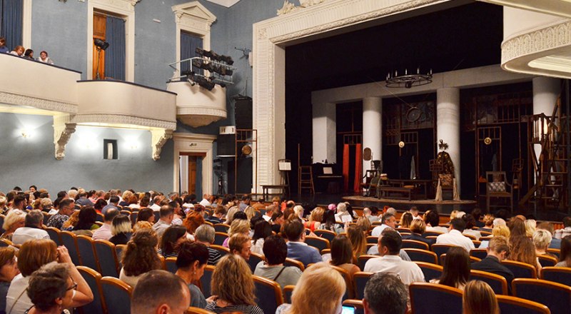 Новшество не повлияло на интерес к театрам в Крыму. 