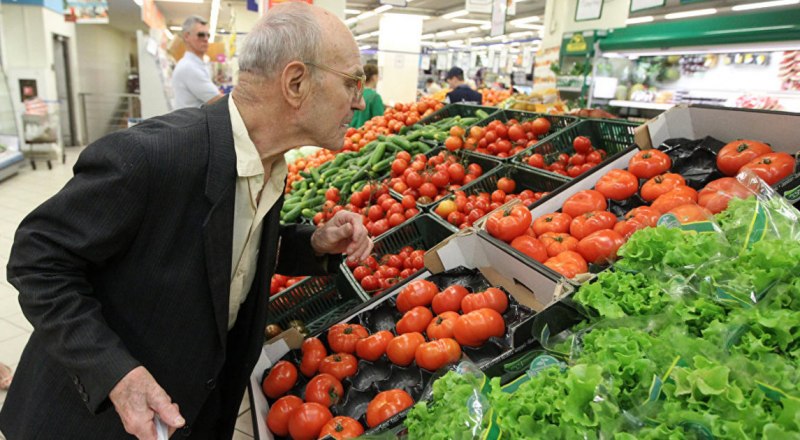 Цены на российские томаты снизились и сравнялись с импортными.