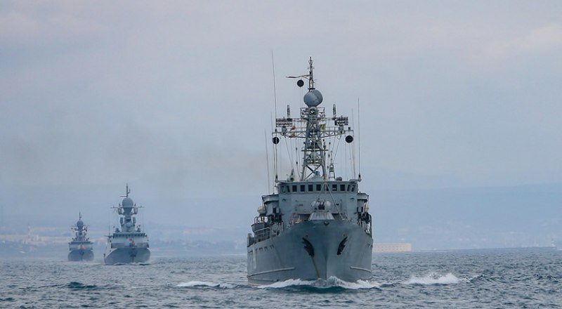 В крымских учениях были задействованы боевые корабли, воинские части береговых войск Черноморского флота.