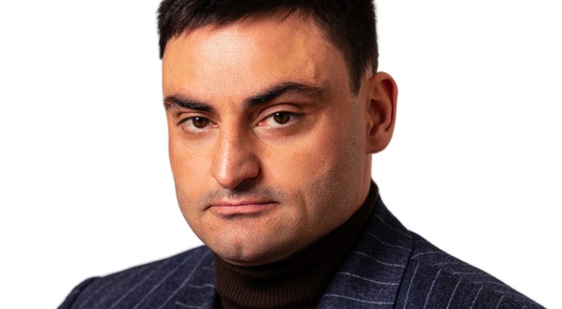 Тимур Власенко.