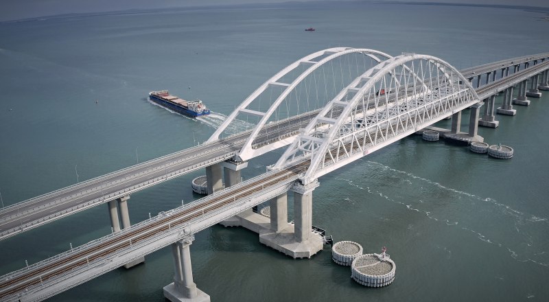 Фото инфоцентра «Крымский мост».