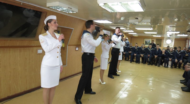 Концерт для моряков.