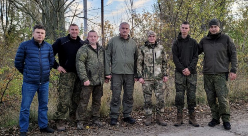 Сергей Аксёнов лично побывал на позициях, куда отправились участники СВО из Крыма. Фото пресс-службы главы РК.