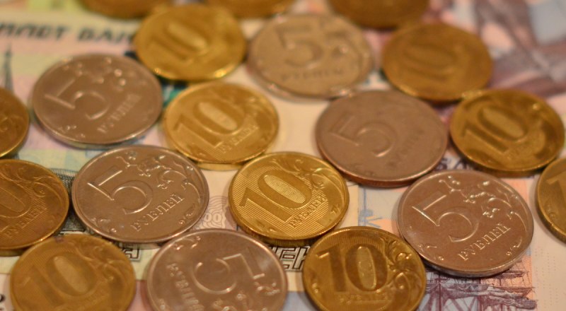 Монеты для крымчан пока привычнее.