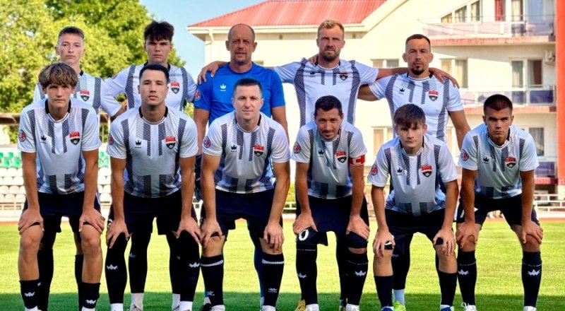 На подножку «поезда»! «Феодосия» попала в список полуфиналистов Кубка КФС после провального старта турнира.