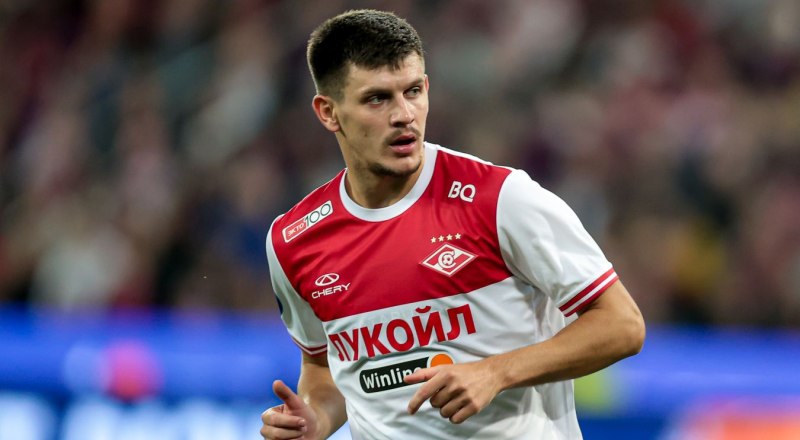 На шаг назад ради двух вперёд? Крымчанин Даниил Хлусевич на правах аренды перешёл из «Спартака» в «Ахмат». Фото «СЭ».