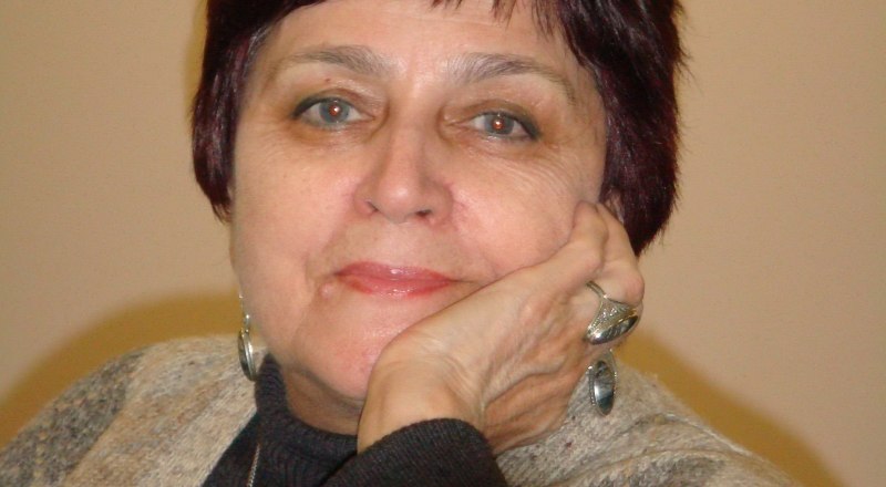 Адиле Эмирова.