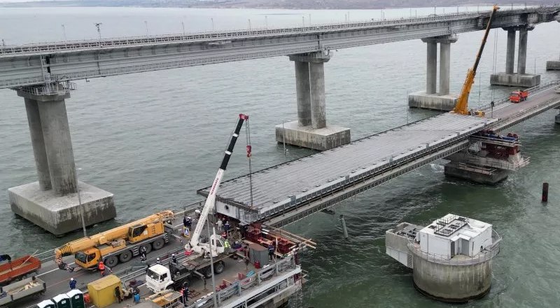 Завершён первый этап восстановительных работ на Крымском мосту. Фото пресс-службы Росавтодора/РИА Новости.