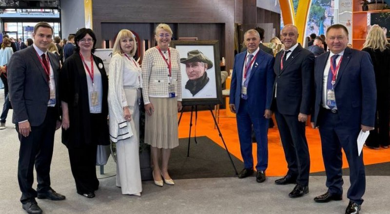 Крымская делегация на ПМЭФ-2025.