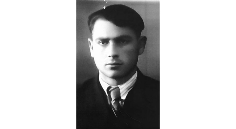 Григорий Сирота.