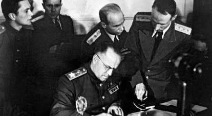 Георгий Жуков принимает капитуляцию фашистской Германии.