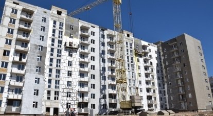 Дом на 126 квартир в Евпатории, возведённый по программе «Жильё для российской семьи», будет сдан до конца года.