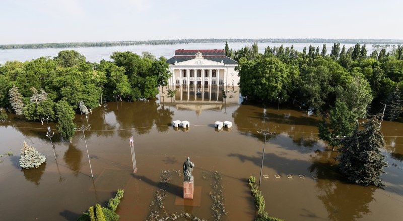 Территории, затопленные в результате разрушения Каховской ГЭС. Фото Алексея КОНОВАЛОВА / ТАСС.