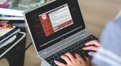 Вирус Petya.A блокирует компьютер и требует выкуп в размере $300.