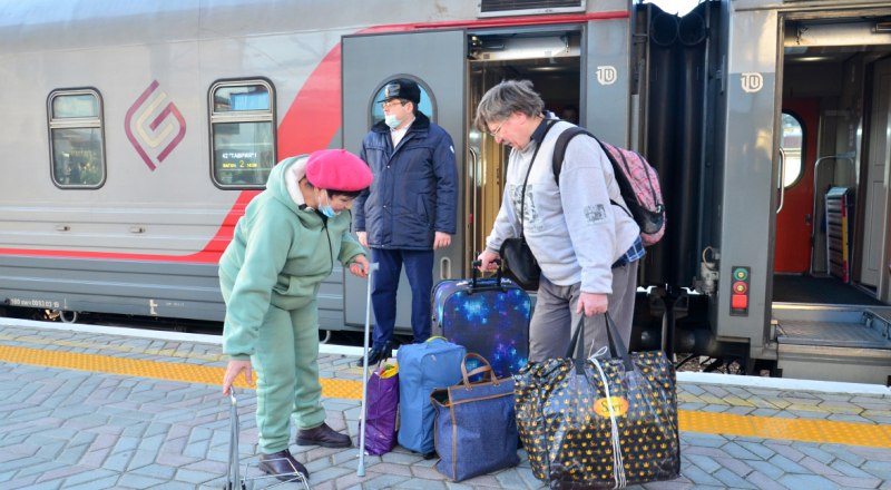 Одно из преимуществ путешествия на поезде по сравнению с авиаперелётом - можно взять больше багажа.