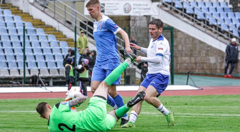 Прошли матчи третьего тура чемпионата премьер-лиги Крымского футбольного союза. Фото ГФК «Ялта» 