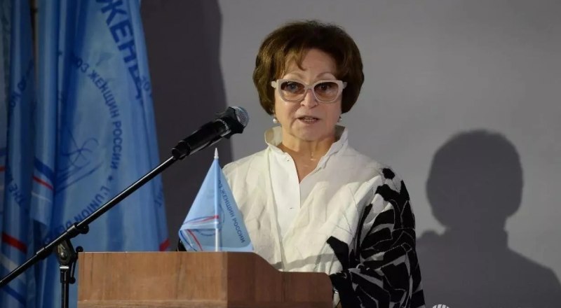 Глава Союза женщин России Екатерина Лахова поприветствовала собравшихся. 