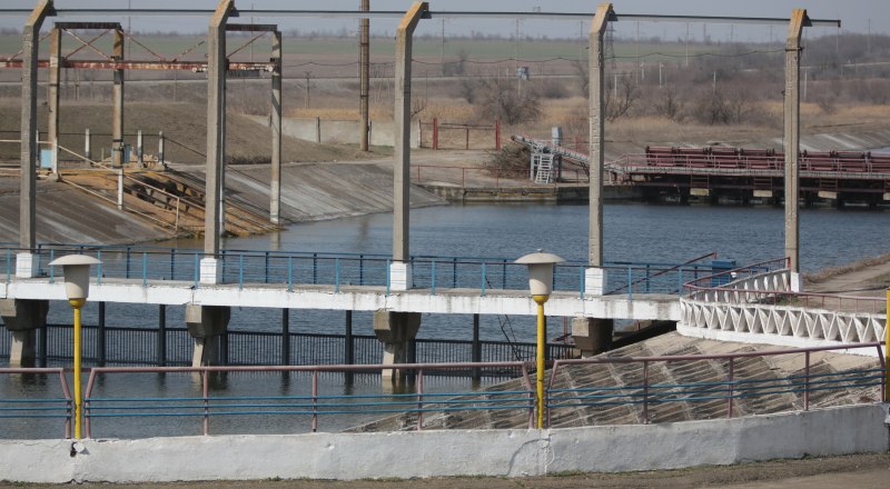 Северо-Крымский канал полностью заполнен водой.