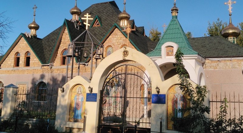 Свято-Николаевский монастырь в Холмовке.