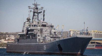 В этом году нашему подшефному кораблю было присвоено звание «Ударный». Кроме этого, БДК «Ямал» был признан лучшим кораблём второго ранга Крымской военно-морской базы.