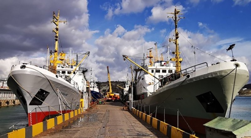 В Крыму новых судов рыбаки не видели лет 45. Но те, что есть, прошли все проверки.