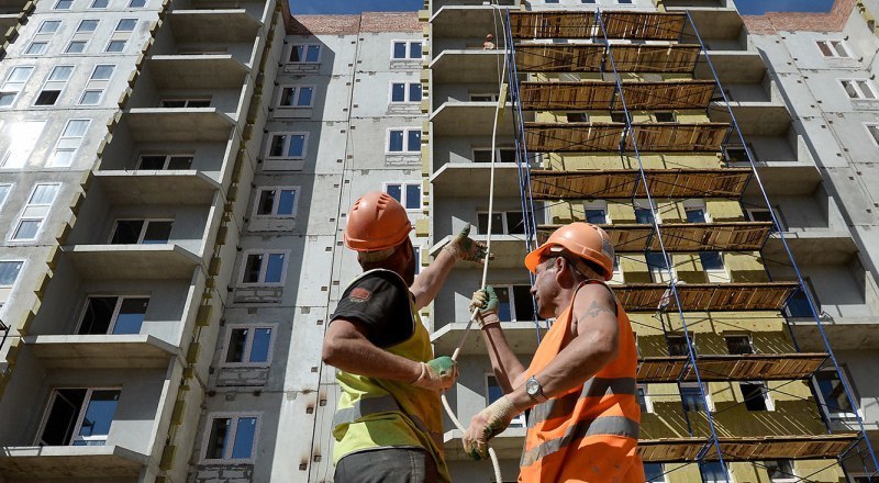 В прошлом году, по данным Минстроя Крыма, застройщики сдали в эксплуатацию 833 тысячи квадратных метров жилья.