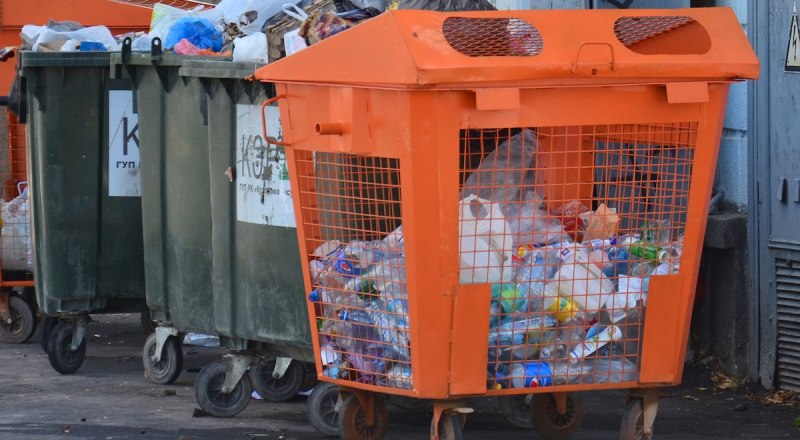 До конца года в Симферополе вернут 400 контейнеров для сбора вторсырья.