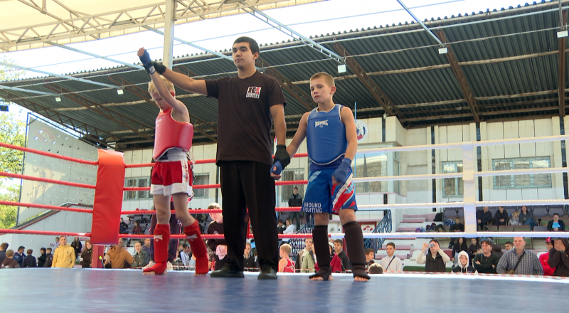 В Евпатории провели турнир «Кубок Чёрного моря» в дисциплине К-1. Участвовали спортсмены со всей страны.