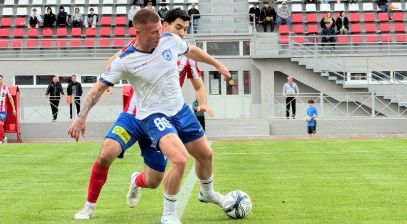 «Таврия» вновь на высоте! Прошли матчи очередного тура чемпионата премьер-лиги Крымского футбольного союза. Фото: ФК «Океан» 