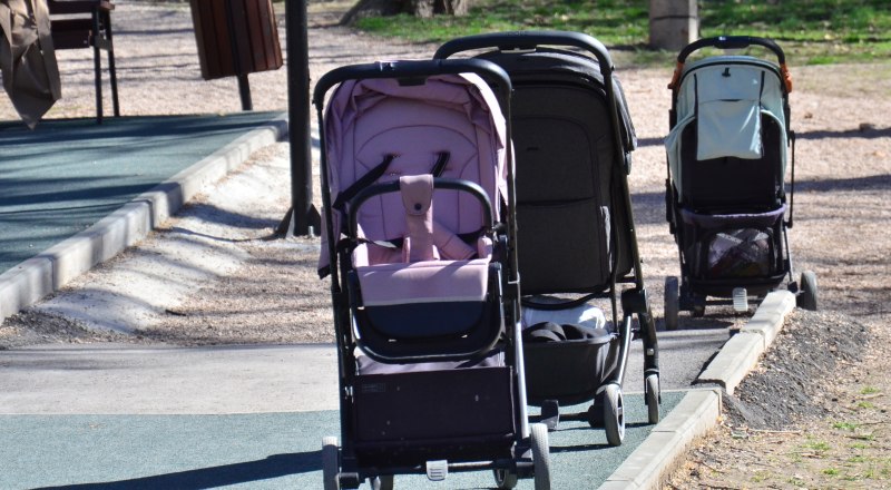 При рождении (усыновлении) ребёнка полагается помощь от государства.