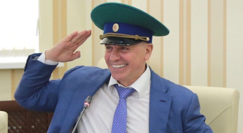 «Чужой земли ни пяди нам не надо, но и своей вершок не отдадим!». Фото из telegram-канала Владимира Константинова.