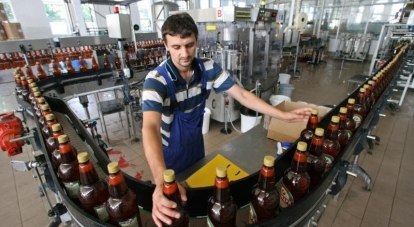 В борьбе за трезвость нации власти решили запретить продажу и производство алкоголя в «полторушках».