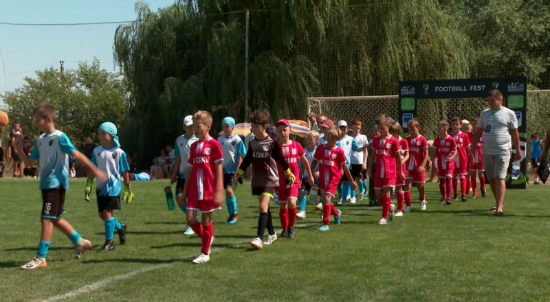 Воспитываем звёзд! В Симферопольском районе завершился детский футбольный фестиваль «FOOTBALL FEST 2025».