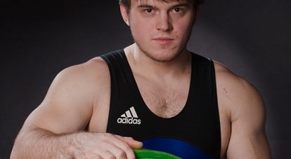 Чемпион Универсиады-2017 25-летний нижнетагильский богатырь Егор Климанов.