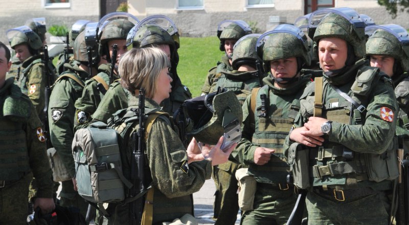 Военнослужащие получат больше денег.