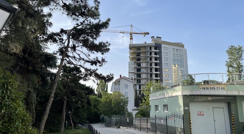 Такой Приморский парк не располагает к пешим прогулкам.