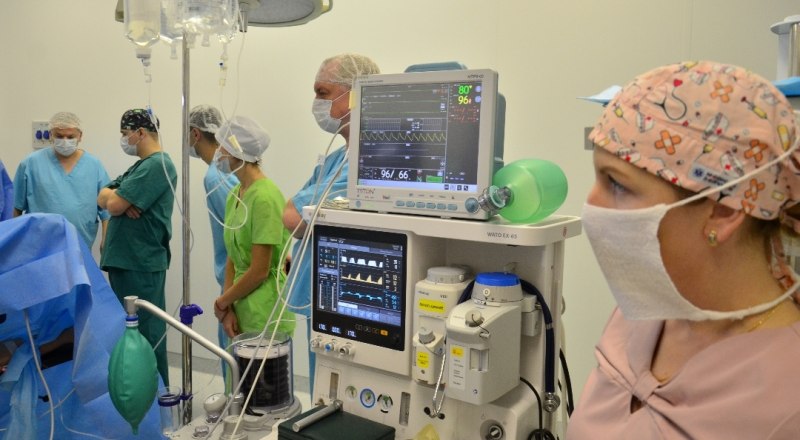 Берегите сердце, оно у каждого из нас одно. 