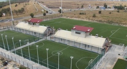 Сооружаемая в Евпатории футбольная «Арена-Крым», которую должна посетить делегация УЕФА.