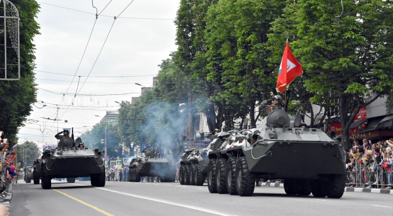 Около сотни военных машин «выйдут» на улицы Крыма.