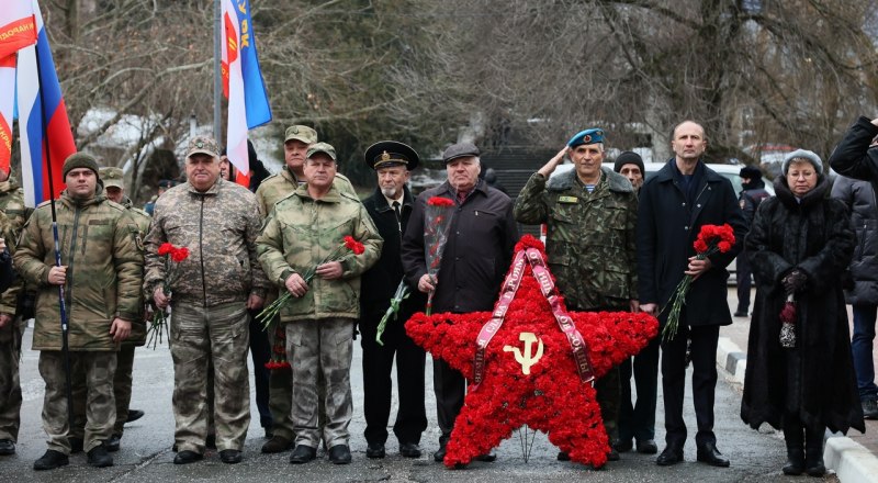 В Симферополе отдали дань памяти воинам-интернационалистам.